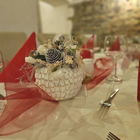 Hotel U Mesta Prahy Náchod Esterno foto
