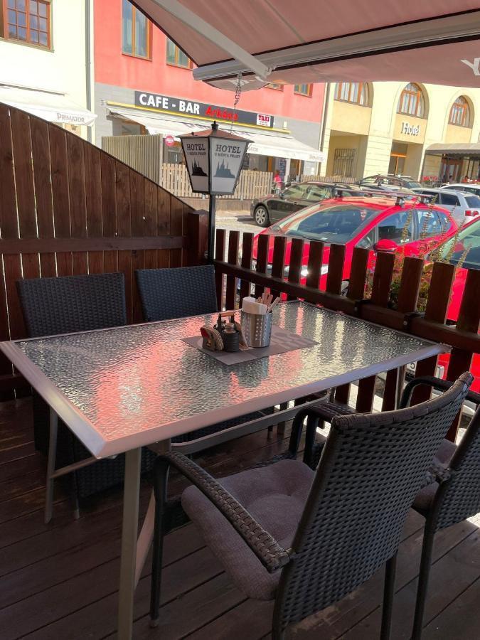 Hotel U Mesta Prahy Náchod Esterno foto
