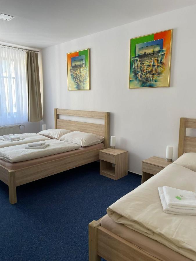 Hotel U Mesta Prahy Náchod Esterno foto
