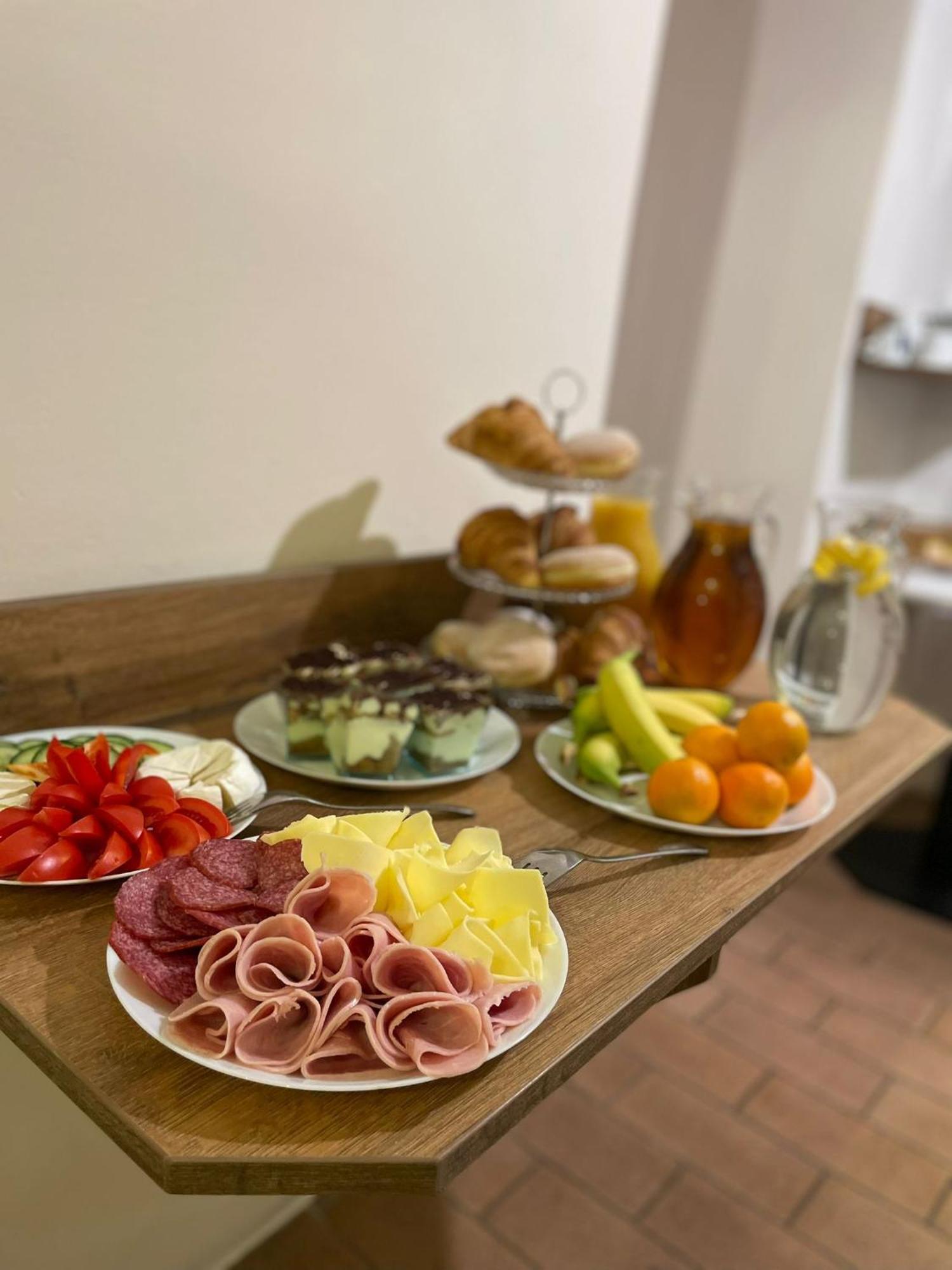 Hotel U Mesta Prahy Náchod Esterno foto